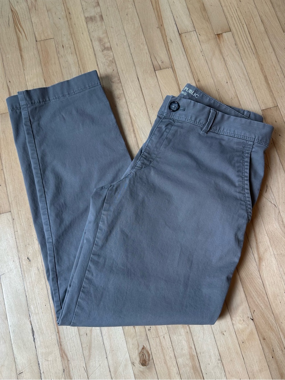 Banana Republic Women’s City Chino Pants, Grey, Size 6